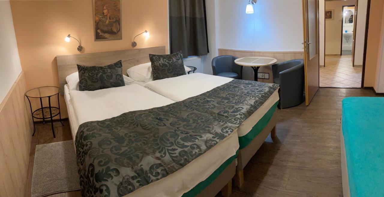 Mila Apartments Πράγα Εξωτερικό φωτογραφία