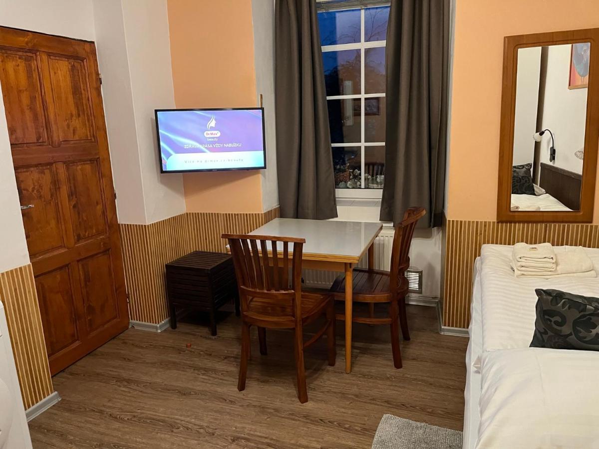 Mila Apartments Πράγα Εξωτερικό φωτογραφία