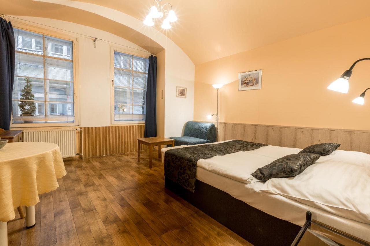 Mila Apartments Πράγα Εξωτερικό φωτογραφία