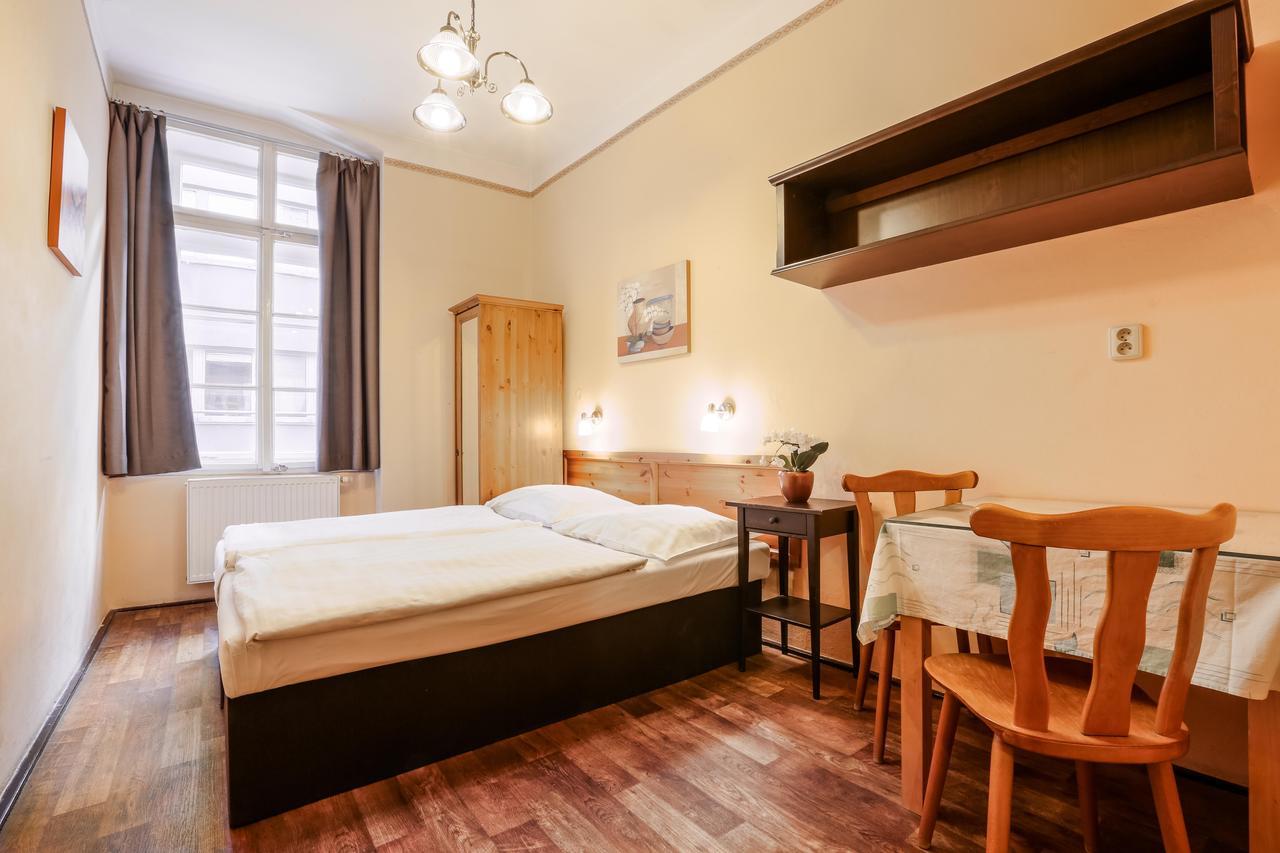 Mila Apartments Πράγα Εξωτερικό φωτογραφία