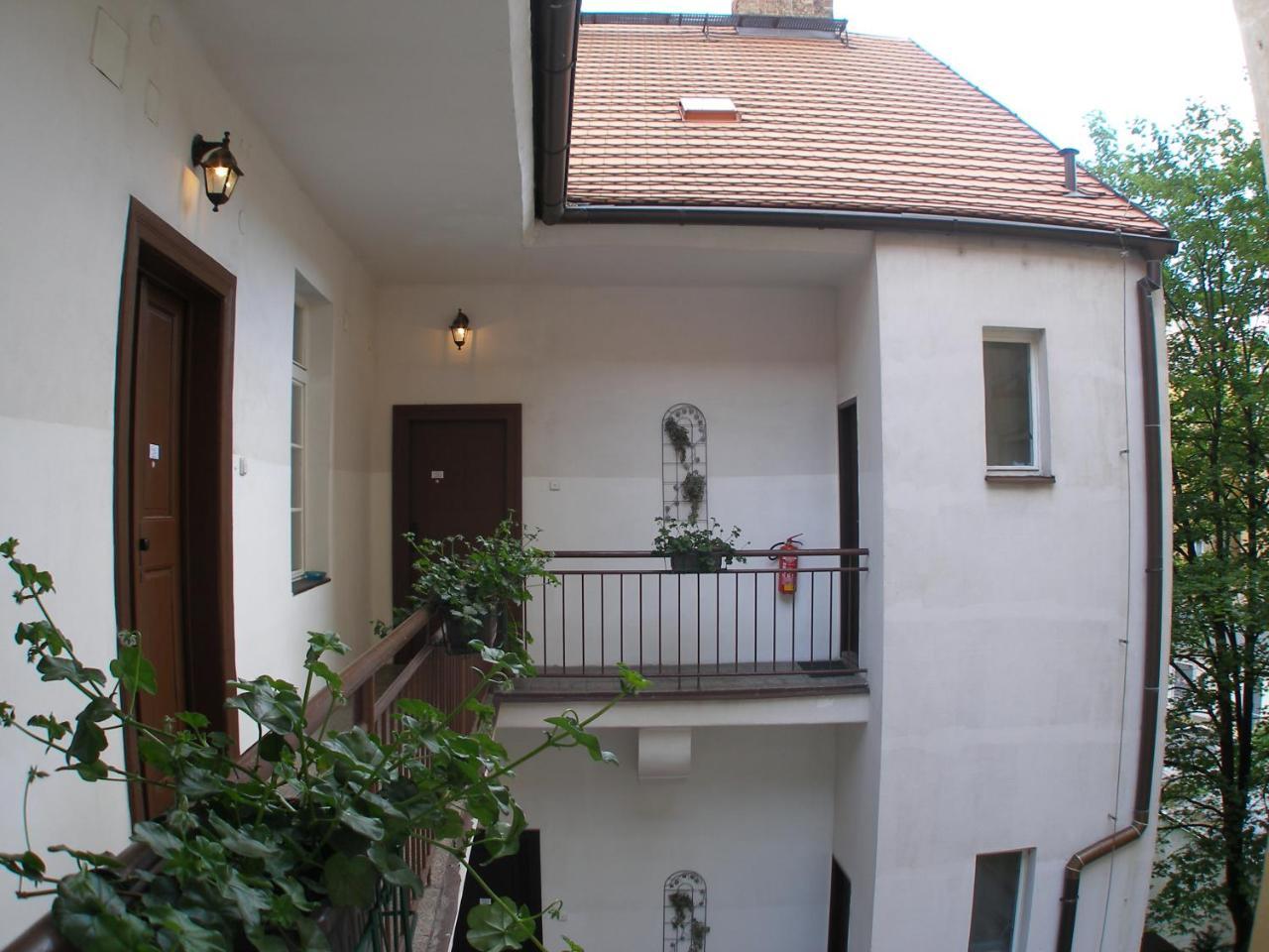 Mila Apartments Πράγα Εξωτερικό φωτογραφία
