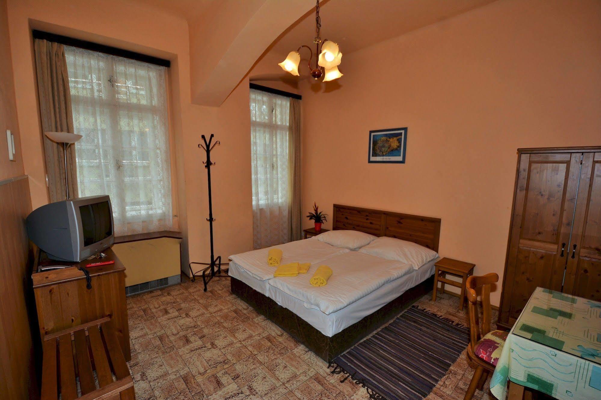 Mila Apartments Πράγα Εξωτερικό φωτογραφία